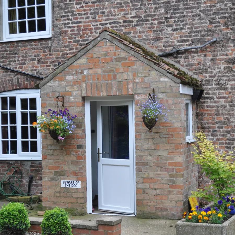 Front Leyton