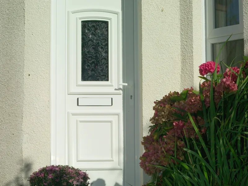 Doors Leyton